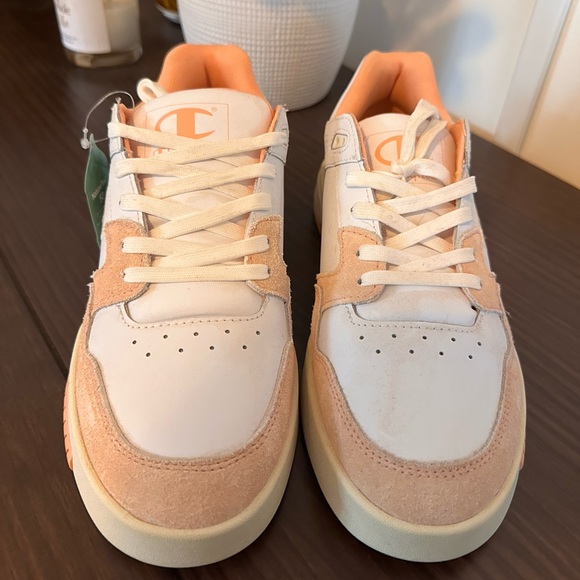 Women’s Champion Tennis Shoes - Picture 3 of 5